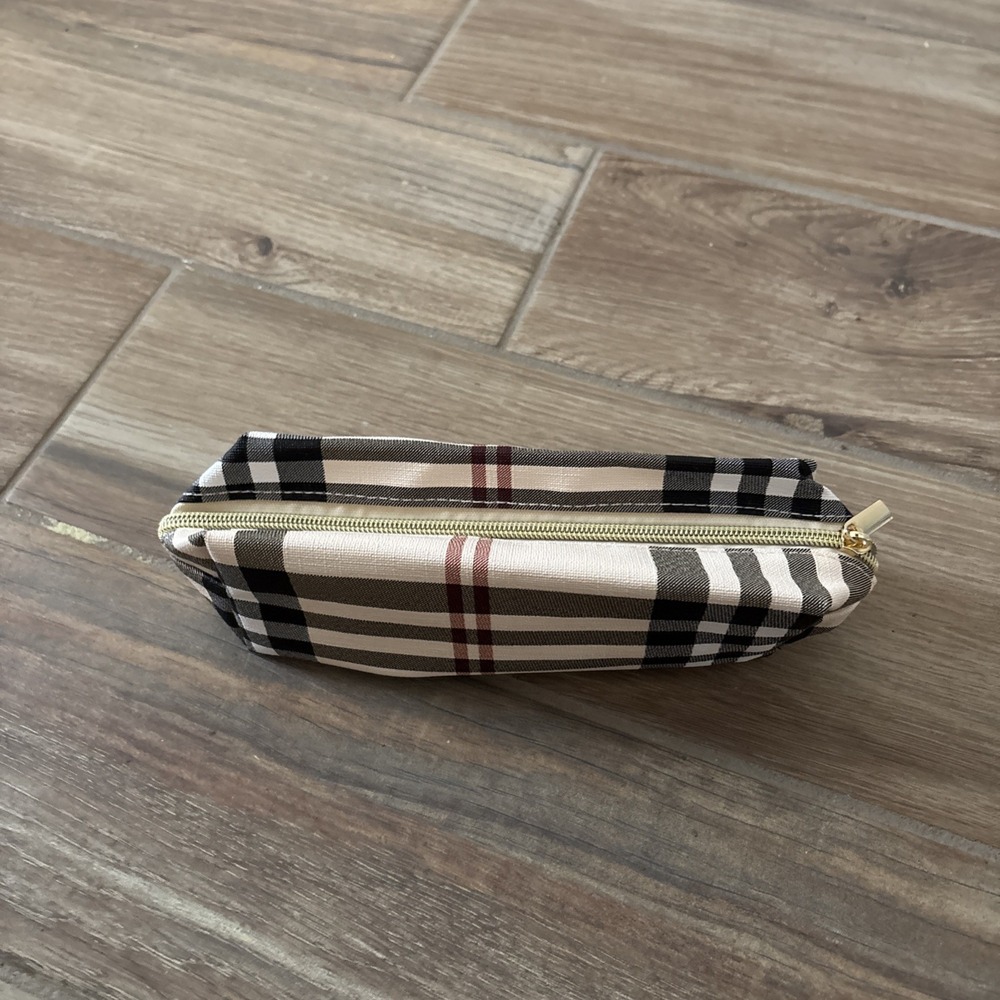 Designer Plaid Cosmetic Bag Pouch Clutch Organizer